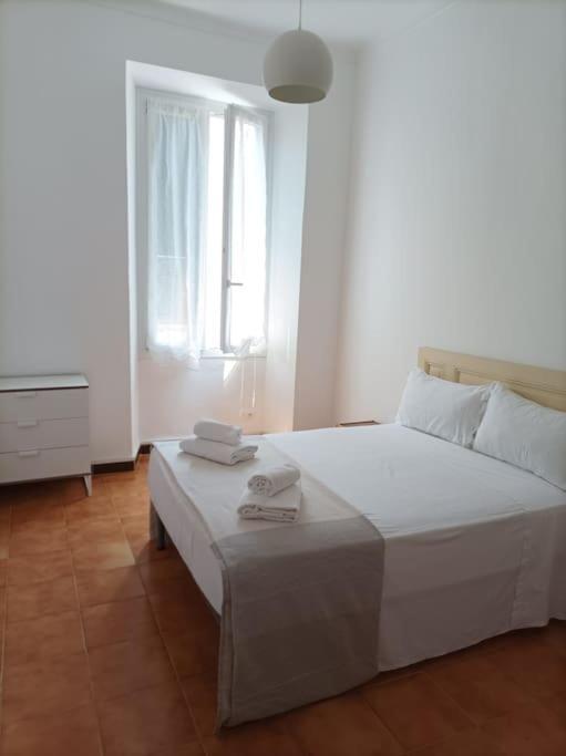 Nuova Casa Aprosio, Centrale E Vicina Al Mare Ventimiglia Exterior foto