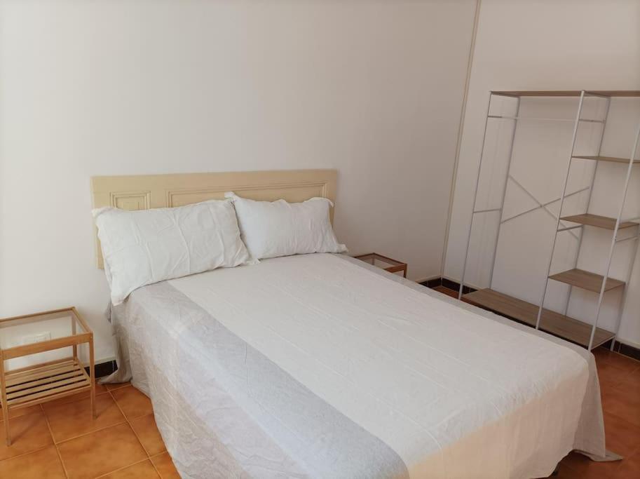 Nuova Casa Aprosio, Centrale E Vicina Al Mare Ventimiglia Exterior foto